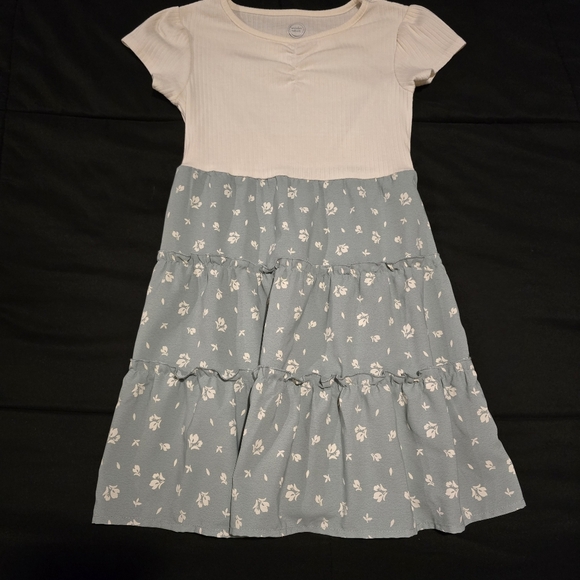 Girl'sā Floral Short Sleeve Dress Sage Green & White Size 6 Small - Picture 1 of 8